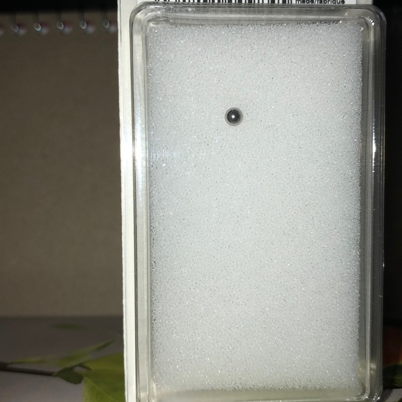 earrings - Picture 3 of 4